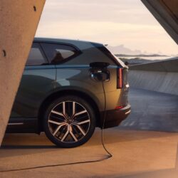Geely teste une batterie à l&rsquo;état solide offrant plus de 1 000 km d&rsquo;autonomie, susceptible d&rsquo;équiper Volvo
