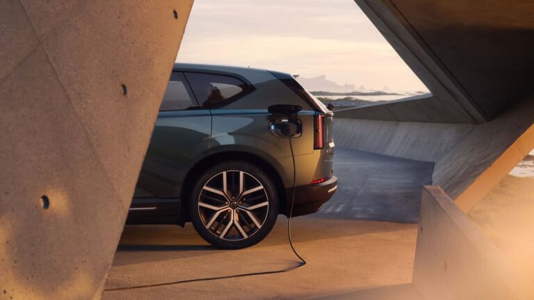 Geely teste une batterie à l&rsquo;état solide offrant plus de 1 000 km d&rsquo;autonomie, susceptible d&rsquo;équiper Volvo
