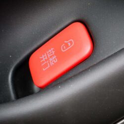 Rappel massif de véhicules électriques en Chine : poignées de porte mécaniques trop difficiles à trouver