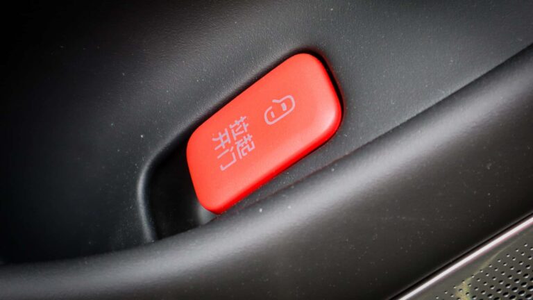 Rappel massif de véhicules électriques en Chine : poignées de porte mécaniques trop difficiles à trouver
