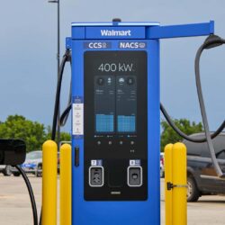Le réseau de recharge pour véhicules électriques de Walmart franchit une étape majeure