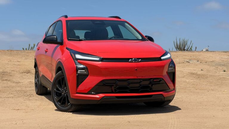 Plus de propriétaires de véhicules électriques peuvent désormais être rémunérés pour alimenter le réseau électrique de Californie