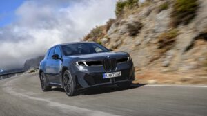 BMW atteint 2 millions de véhicules électriques vendus et l’iX3 porte l’équipe
