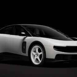 Critiques sur la Ferrari Luce EV : le premier exemplaire vendu pour 40 millions de dollars