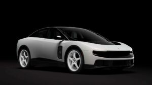 Critiques sur la Ferrari Luce EV : le premier exemplaire vendu pour 40 millions de dollars