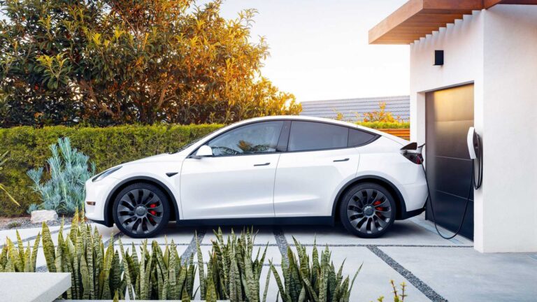 Cette Tesla Model Y de 3 ans a parcouru 160 000 km avec peu de charges rapides : comment la batterie a tenu