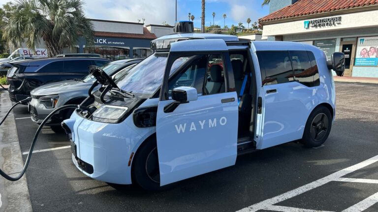 La nouvelle ville de Waymo apporte son plus grand défi à ce jour : des trajets dans la neige
